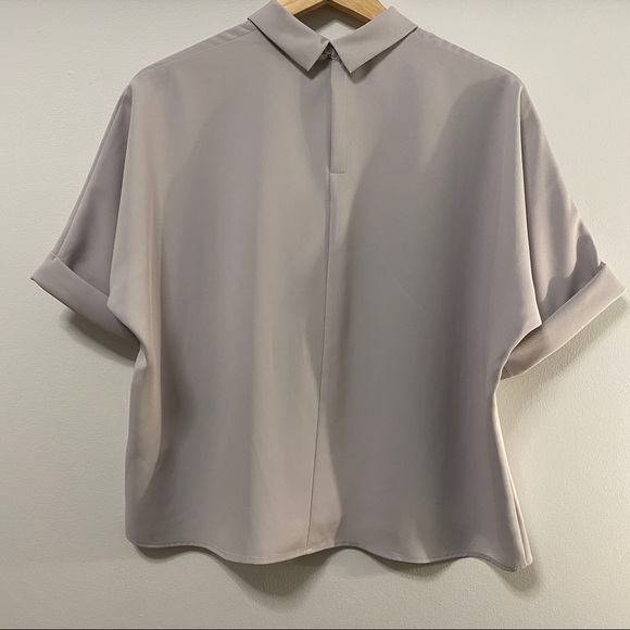 Uniqlo Short-sleeve Blouse - Picture 4 of 5